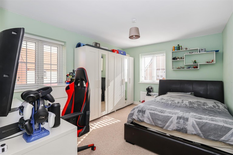 Images for Lincoln Gardens, Thaxted, Dunmow