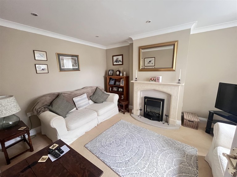 Images for Manor Farm Gate, West Stour, Gillingham