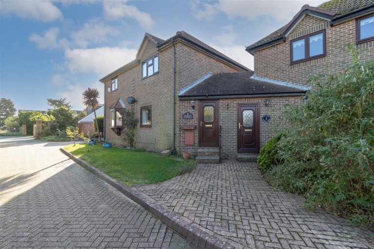 Images for Locksley Mews, Tennyson Close, Yarmouth