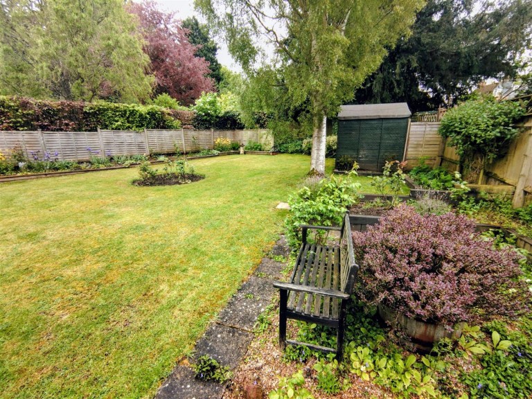Images for Sutton Street, Flore, NN7