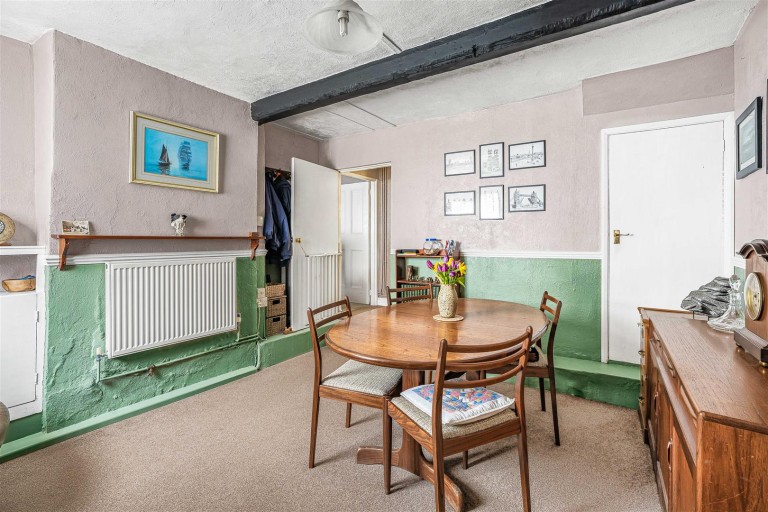 Images for Sutton Street, Flore, NN7