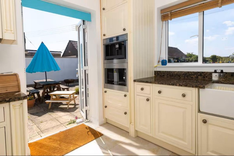 Images for Beach Road, Burton Bradstock, Bridport