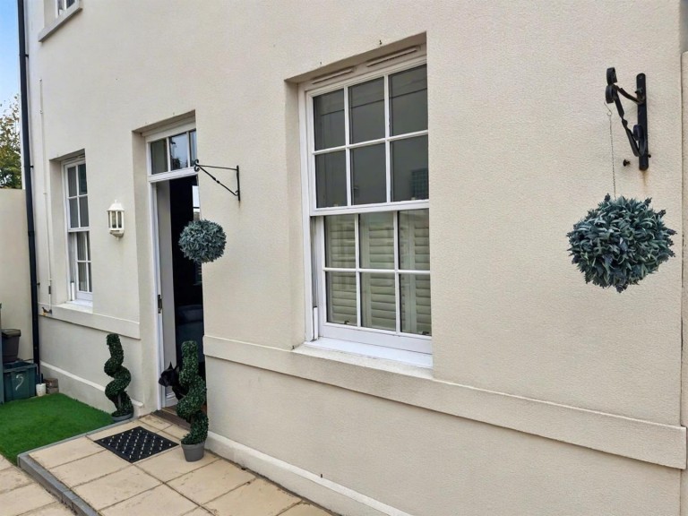 Images for Peppercorn Lodge, 2 Nantillo Street, Poundbury