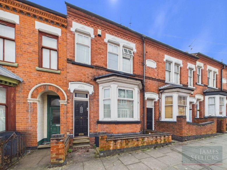 Click the photo for more details of Stretton Road, West End, Leicester