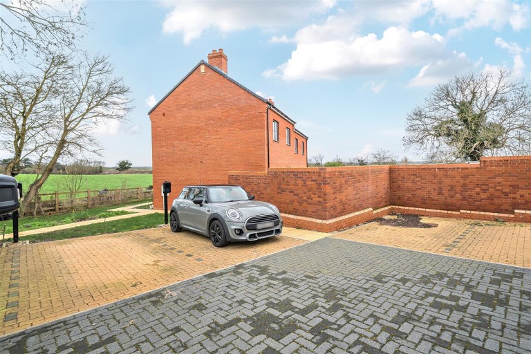 Images for Sheepscombe Close, Paulerspury, NN12