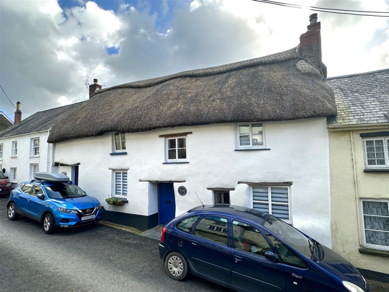 Click the photo for more details of Goodleigh, Barnstaple