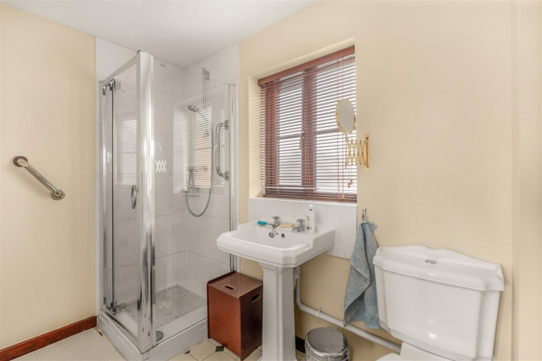 Images for Manor Close, Middleton Cheney, Banbury