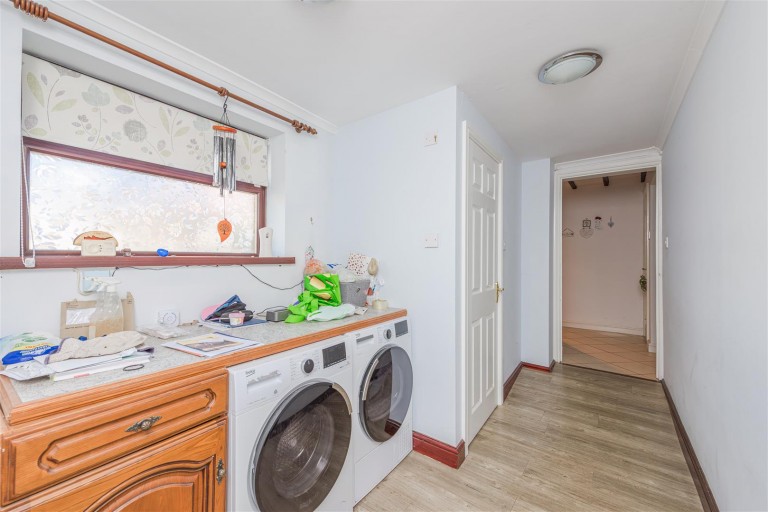 Images for York Close, Measham, DE12