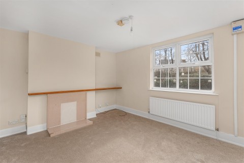 Click the photo for more details of Broughton Road, Banbury