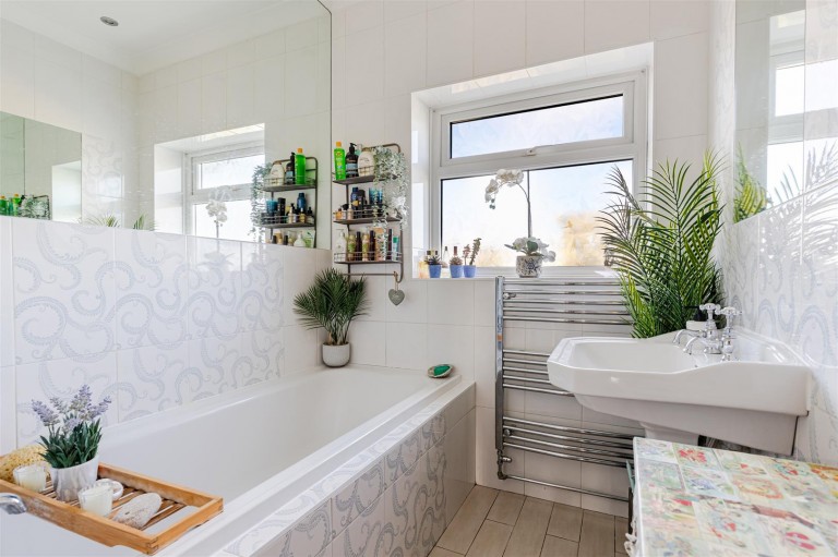 Images for Barcombe Heights, Preston, Paignton