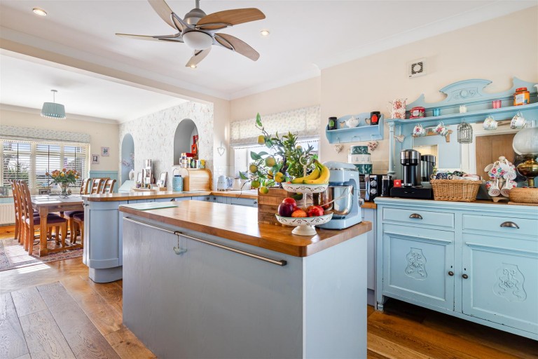 Images for Barcombe Heights, Preston, Paignton