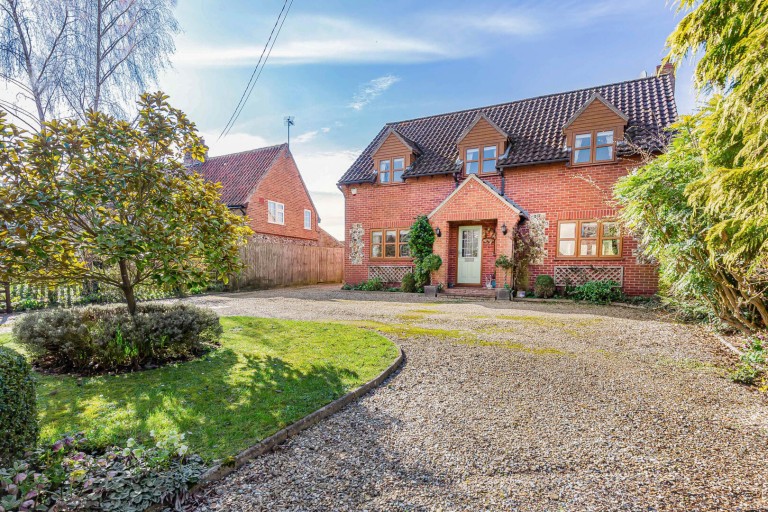 Images for Middle Green, Higham