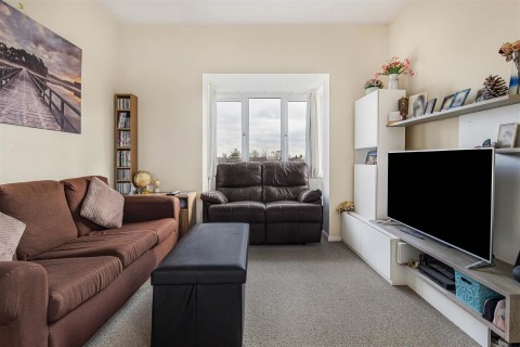 Click the photo for more details of Loris Court, Cambridge