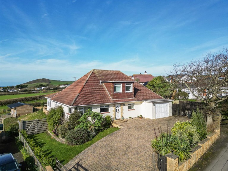 Images for Broad Park Close, Croyde, Braunton