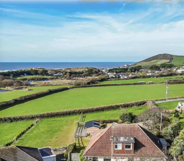 Images for Broad Park Close, Croyde, Braunton