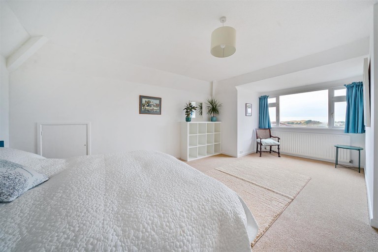 Images for Broad Park Close, Croyde, Braunton