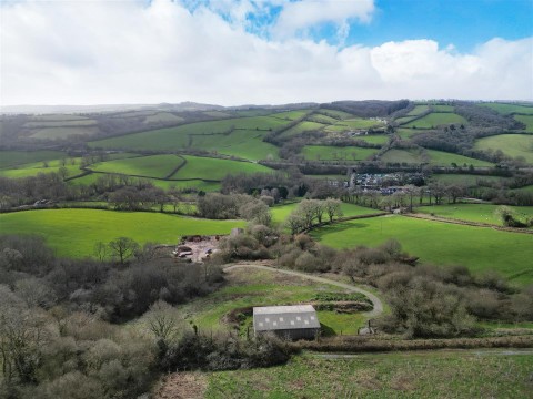 Click the photo for more details of Whitestone, Exeter