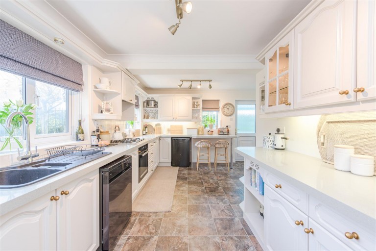 Images for Bishop Dale, Thringstone, LE67