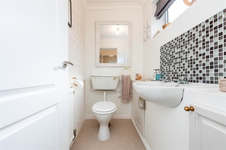 Images for Bishop Dale, Thringstone, LE67