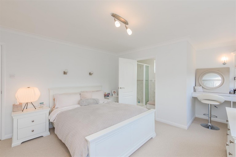 Images for Bishop Dale, Thringstone, LE67