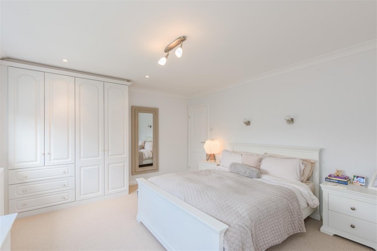 Images for Bishop Dale, Thringstone, LE67