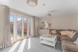 Images for Longdon Crescent, Banbury - complete onward chain