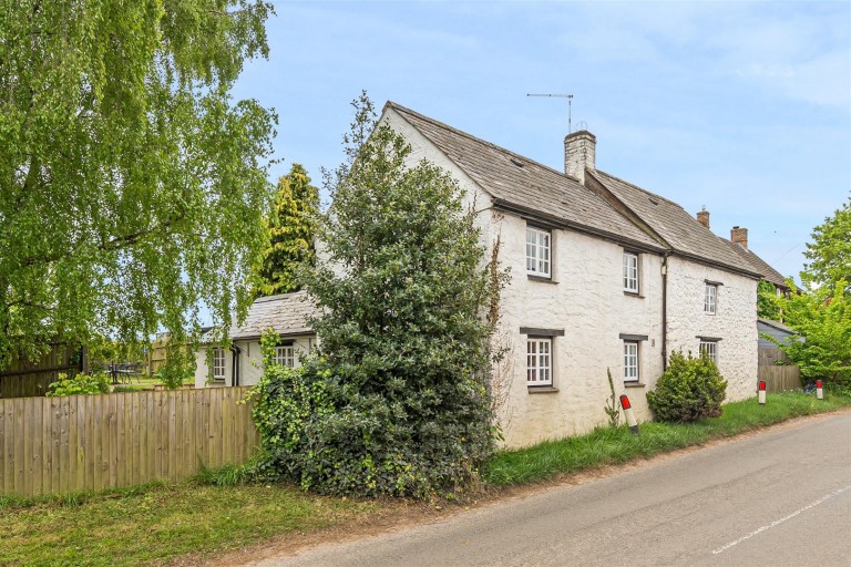 Images for Wappenham Road, Abthorpe, NN12