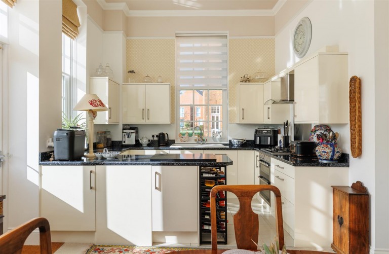 Images for Gatcombe, Nr Newport, Isle of Wight