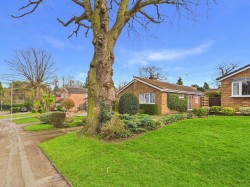 Images for Hollies Way, Bushby, Leicestershire