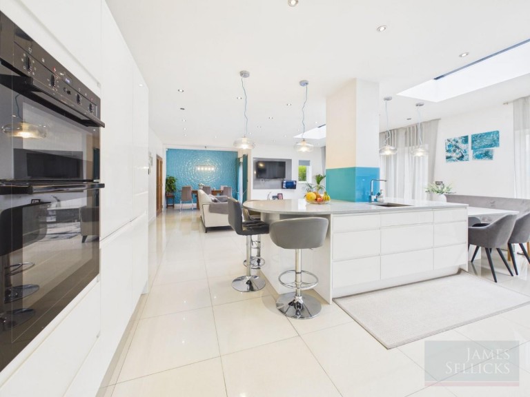 Images for Stoughton Road, Oadby, Leicestershire