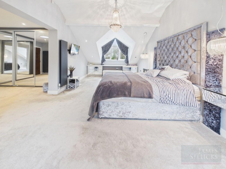 Images for Stoughton Road, Oadby, Leicestershire