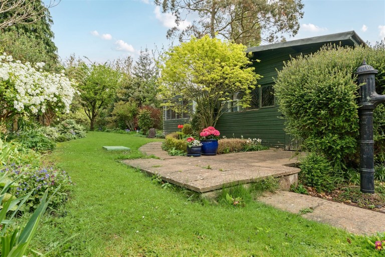 Images for The Green, Lois Weedon, NN12