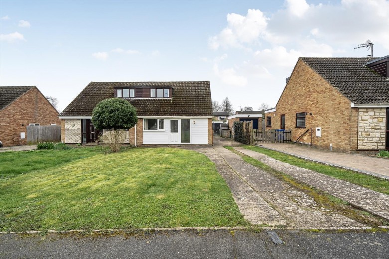 Click the photo for more details of Windmill Way, Greens Norton, NN12