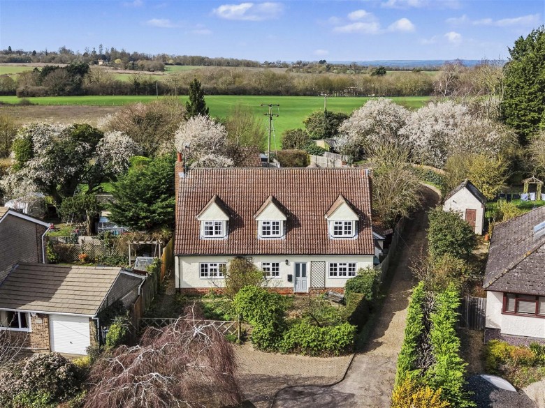 Click the photo for more details of Crawley End, Chrishall, Royston