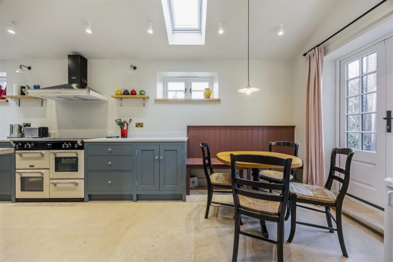 Images for Alvescot, Oxfordshire