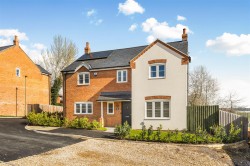 Images for Hightown Road, Banbury - stunning bespoke interior