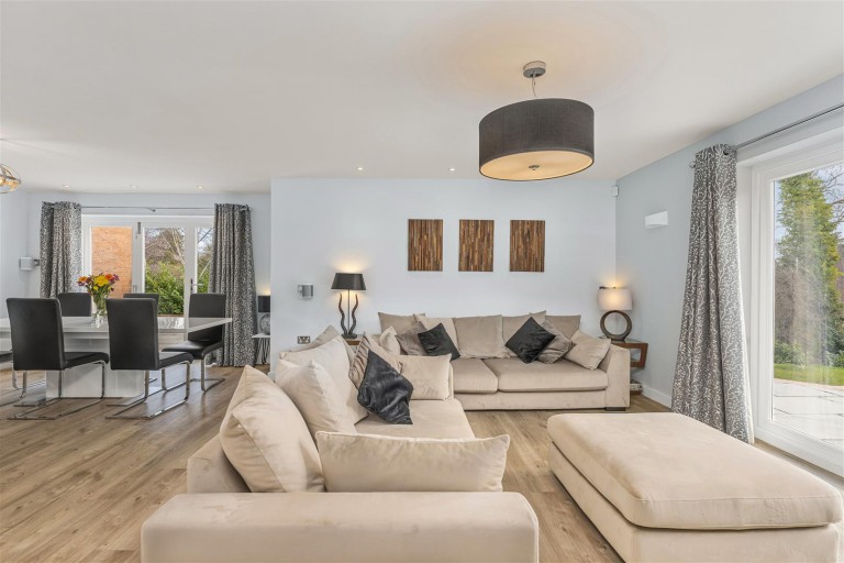 Images for Hightown Road, Banbury - stunning bespoke interior