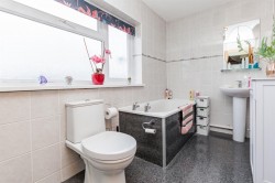 Images for Midway, Middleton Cheney - end of chain