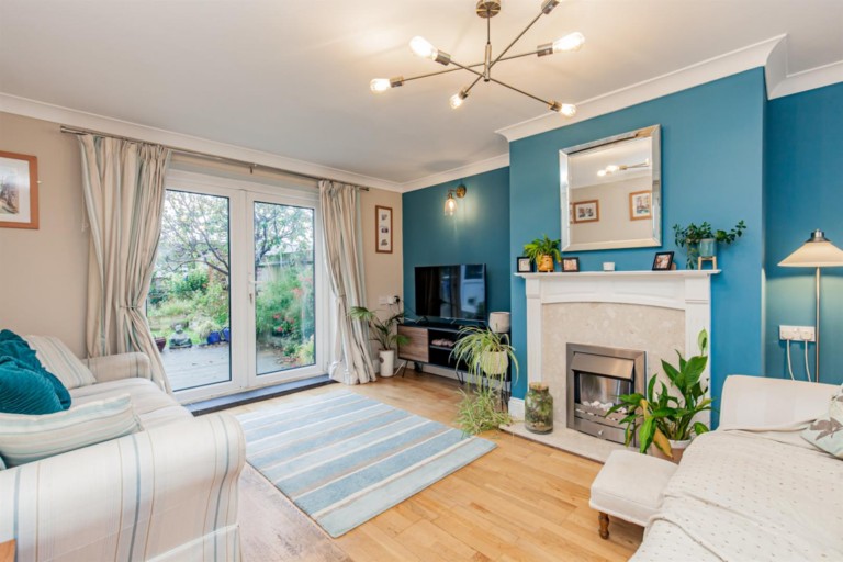 Images for Midway, Middleton Cheney - end of chain