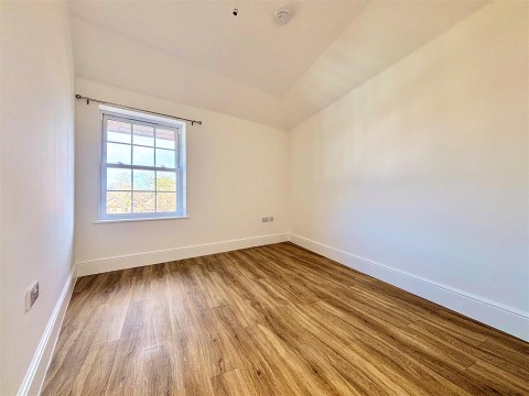 Click the photo for more details of Tennyson Road, Freshwater