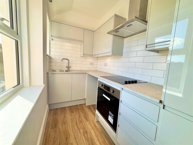 Images for Tennyson Road, Freshwater