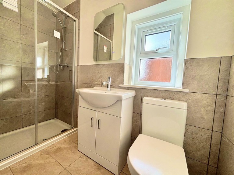 Images for Tennyson Road, Freshwater