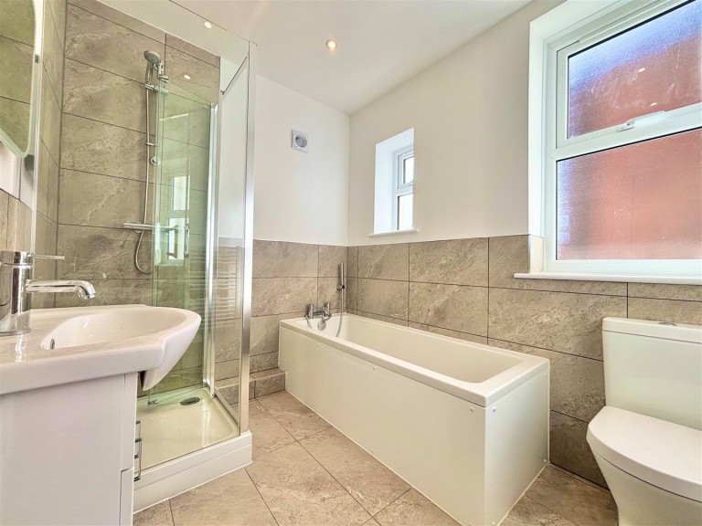 Images for Tennyson Road, Freshwater