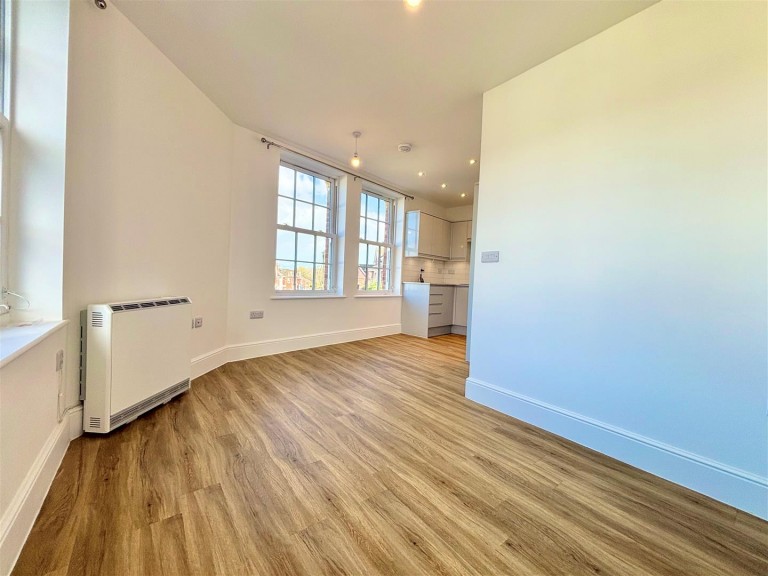 Images for Tennyson Road, Freshwater