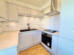 Images for Tennyson Road, Freshwater