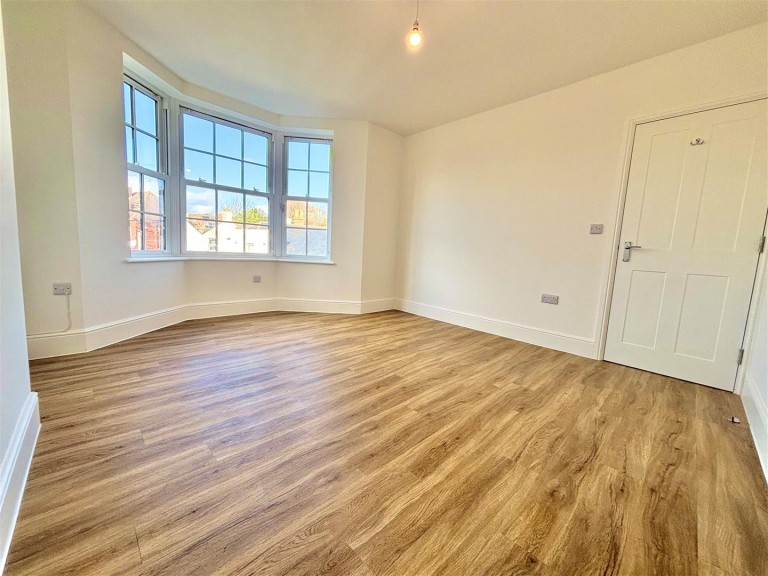 Images for Tennyson Road, Freshwater