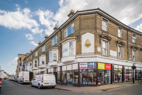 Click the photo for more details of Cowes, Isle of Wight