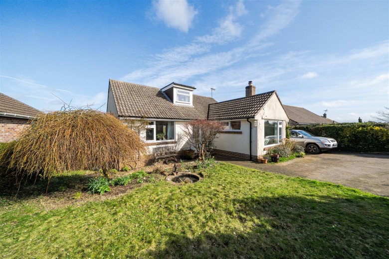 Click the photo for more details of Conway Drive, Broadmayne, Dorchester