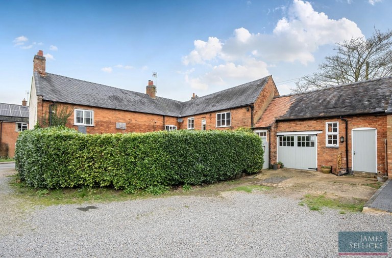 Images for Bloomhills Farmhouse, Dunton Bassett, Lutterworth
