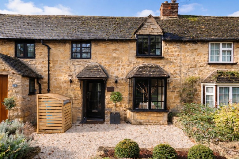 Click the photo for more details of Broadway, Worcestershire